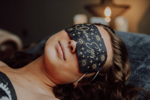 Heated masks help you sleep