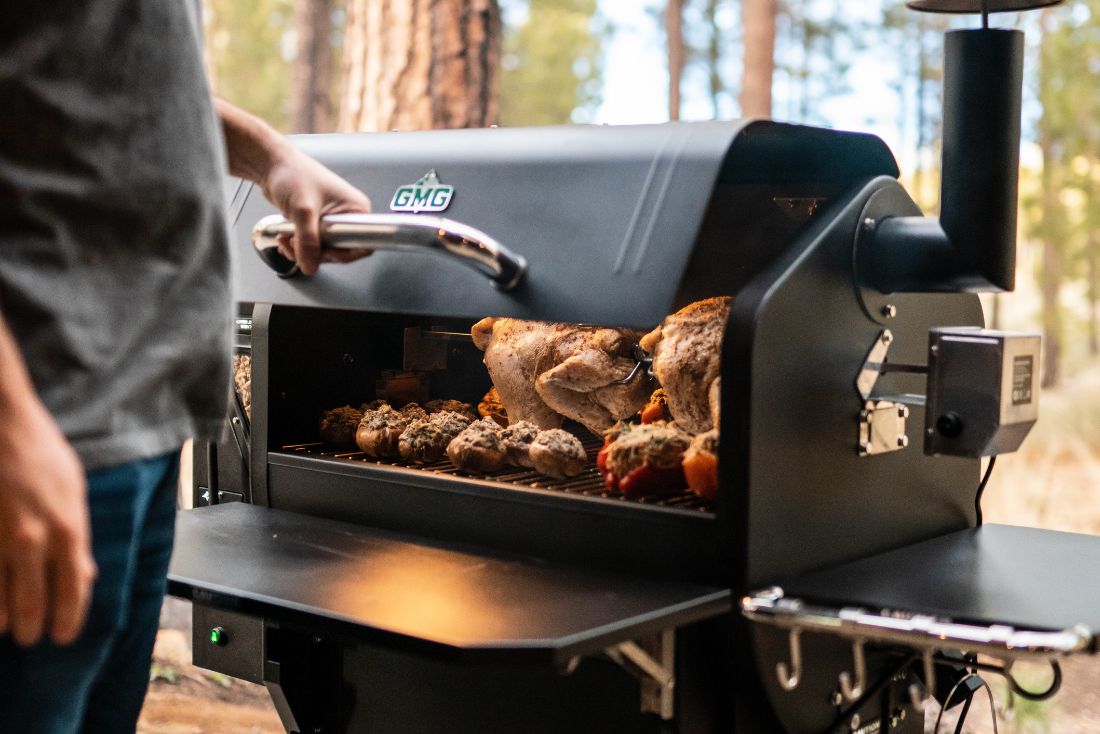 A Green Mountain Grill allows you to cook a plethora of food items including fish, vegetables, pizza, meats, poultry, pizza, bread, and casseroles.