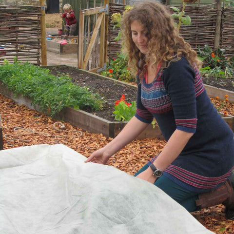Fleece balnket plant protection frost protection for vegetable garden