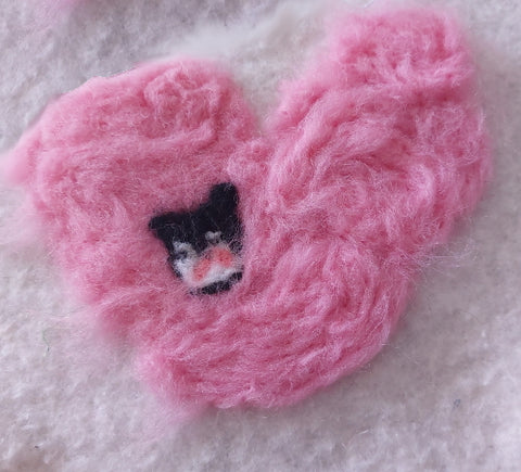 Izzy's needle felted heart with cat