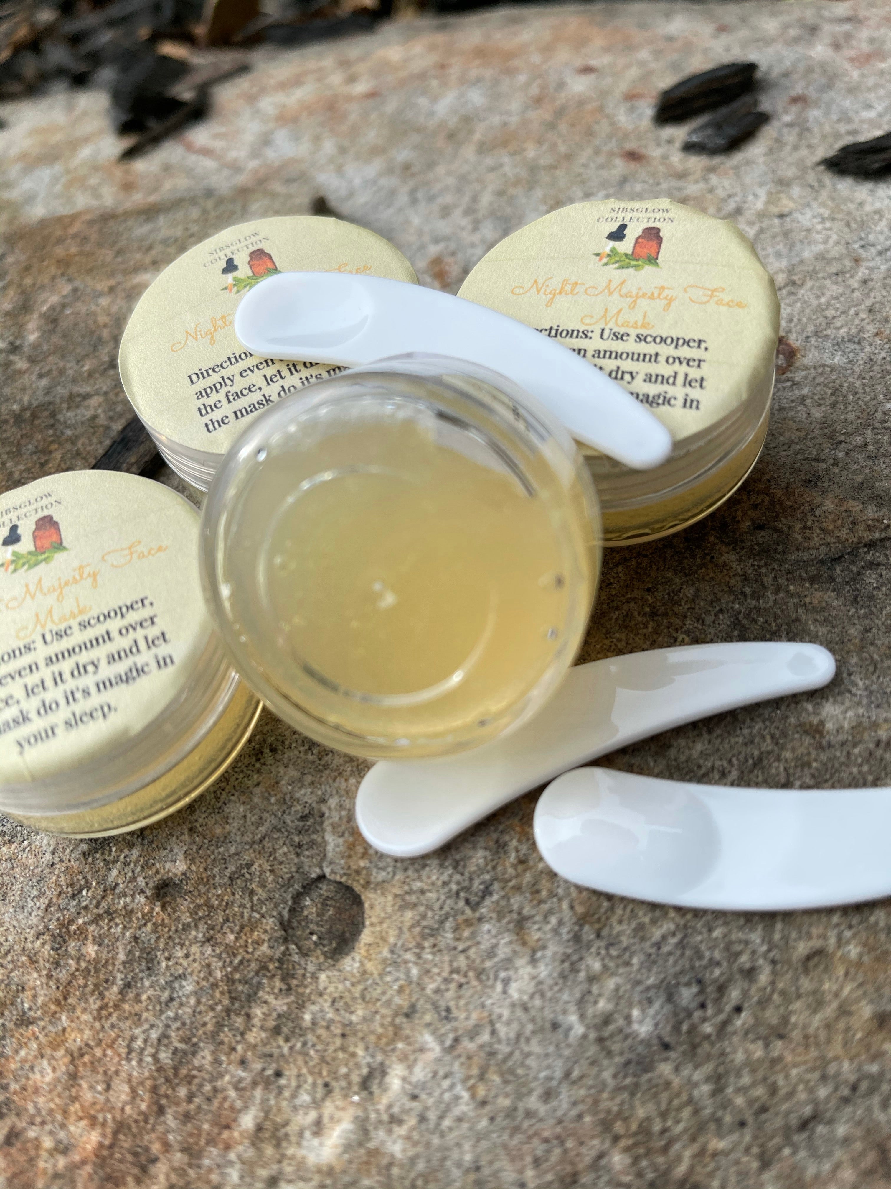 Night Majesty Face Mask