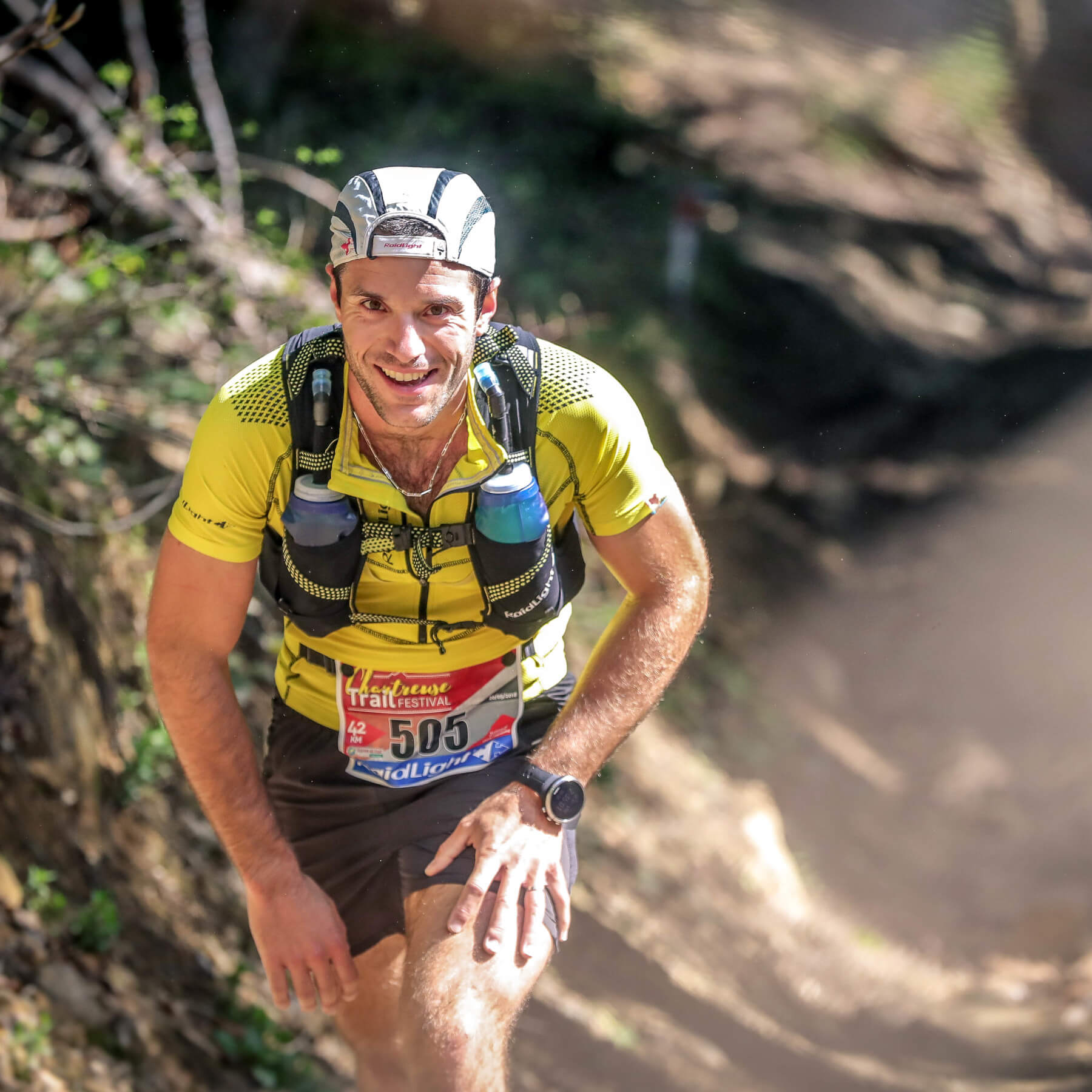 Vêtements de trail: vestes, t-shirts et shorts fonctionnels