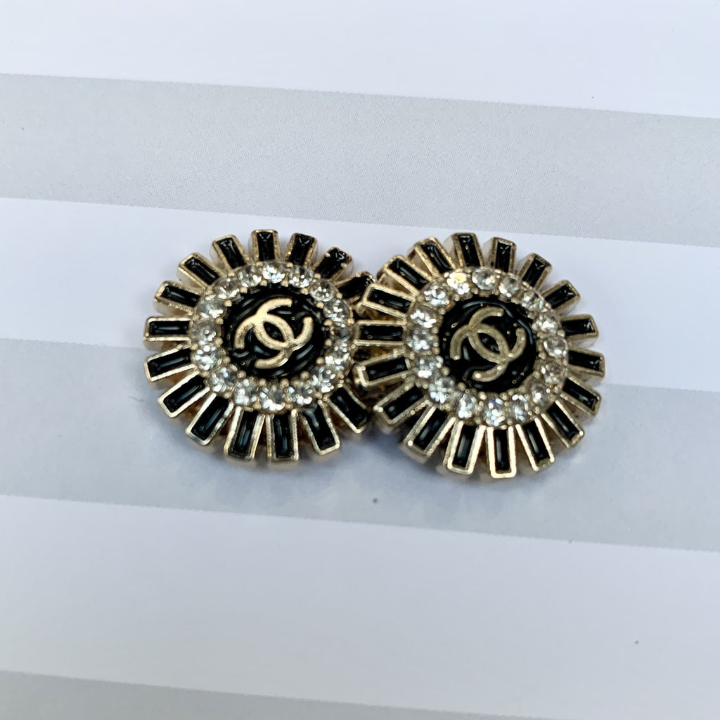 Circle Black Louis Vuitton Logo Zipper Charm Earrings – Vintage Vogue Lux