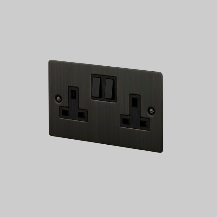 Buster and Punch - 2G UK PLUG SOCKET