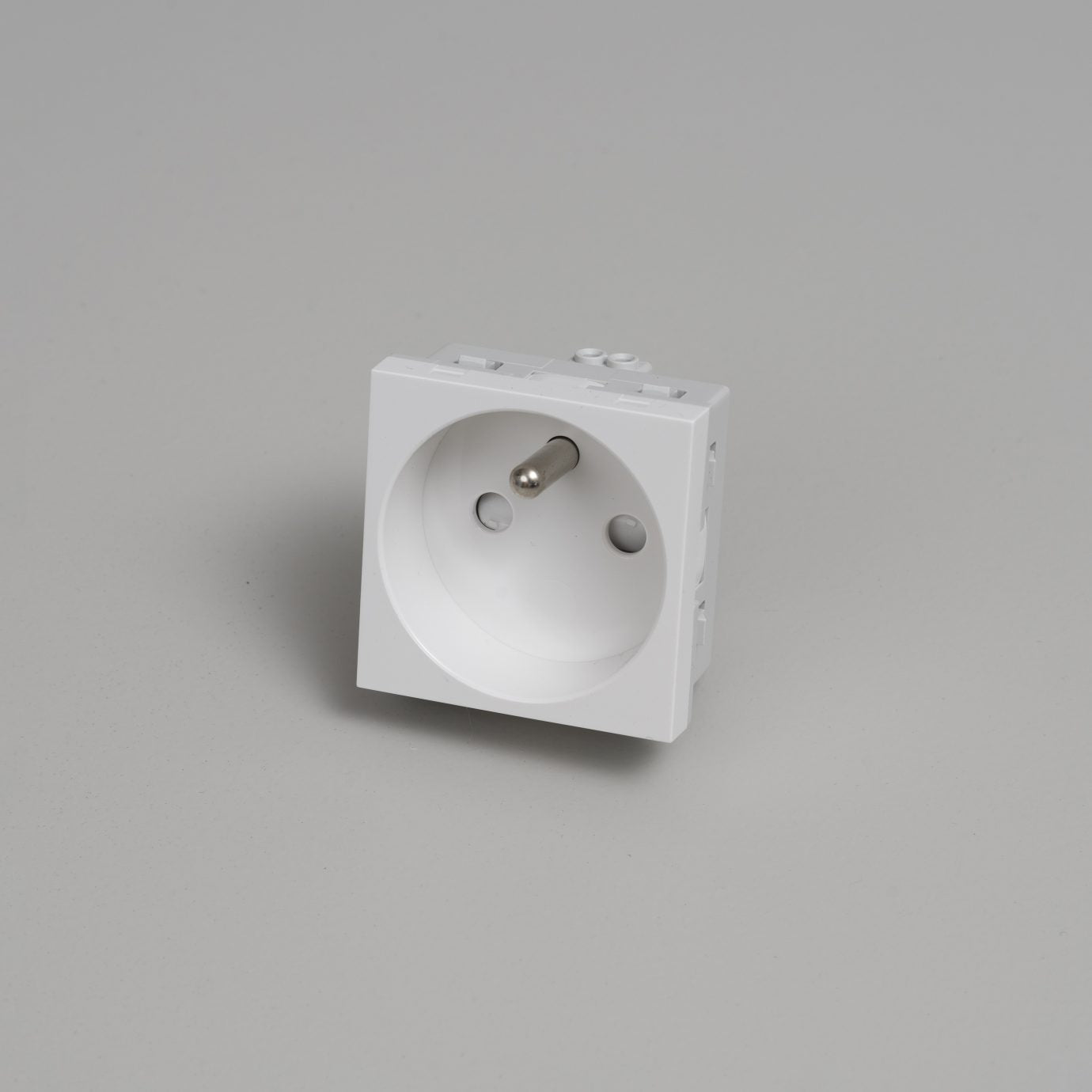 Buster and Punch - FRENCH BELGIAN SOCKET MODULE / TYPE E / 45MM