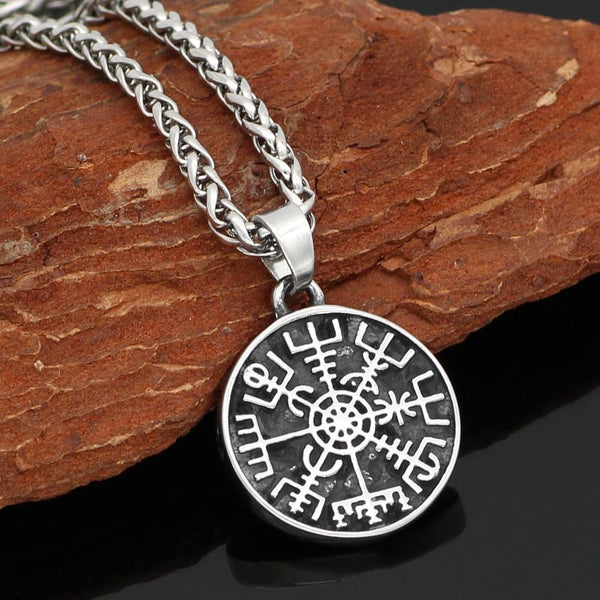 Vegvisir Necklace - Vikings Roar