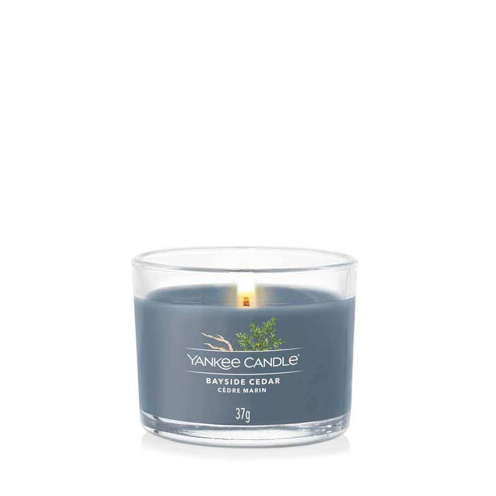 Yankee Candle Ocean Air Glass Votive Candle - Candles Direct