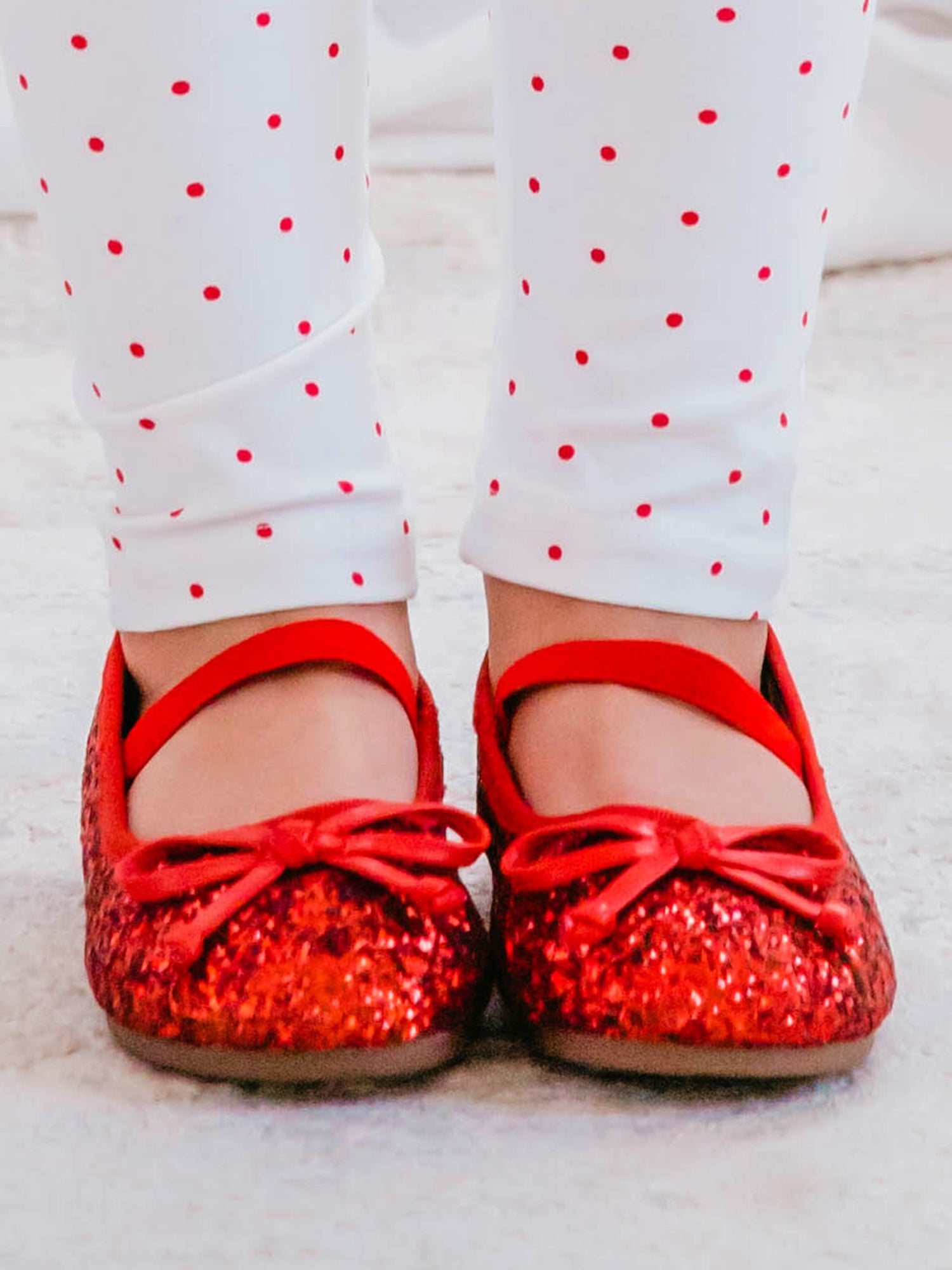 Small Bow Glitter Ballet Red - Clothing