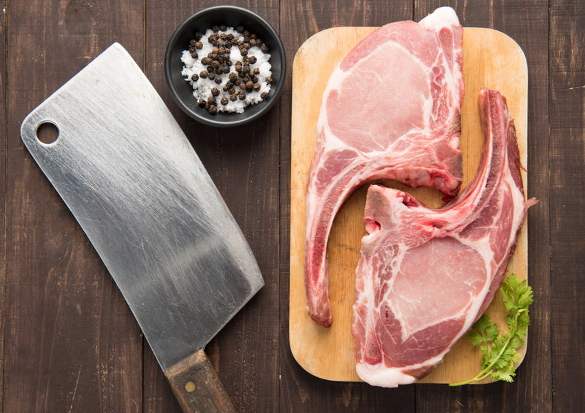 What Type of Cutting Board is Best For Raw Meat?