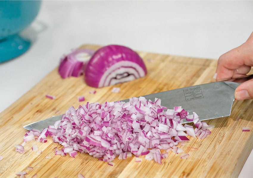 Get Perfectly Uniform Vegetable Strips with Microplane Professional  Julienne Vegetable Peeler