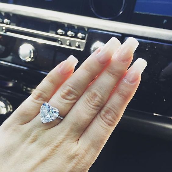 2015 engagement ring Lady Gaga