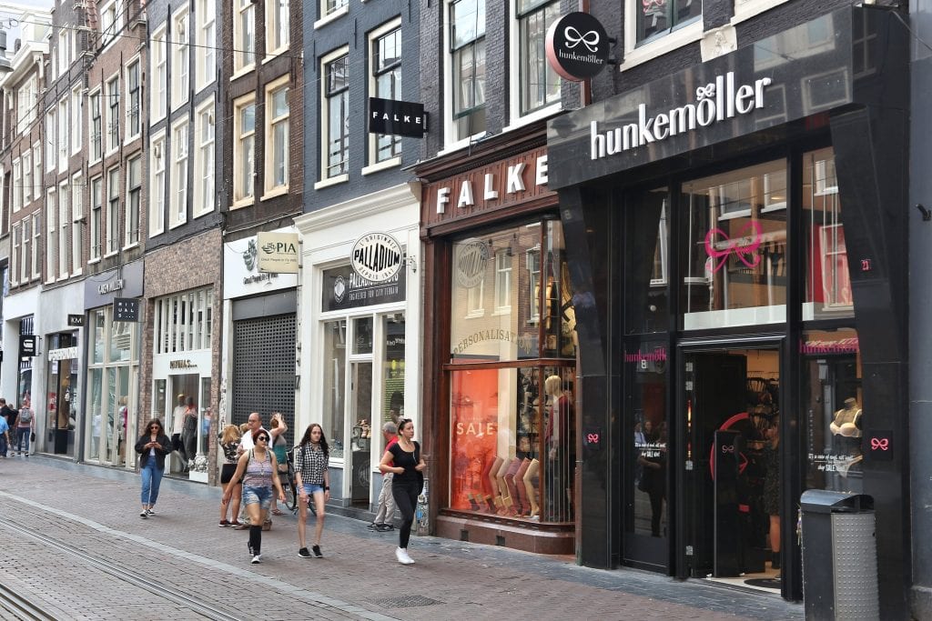 best shopping street leidsestraat amsterdam