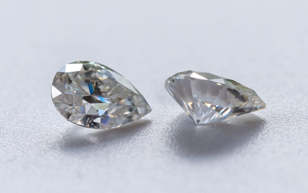 loose pear cut diamonds