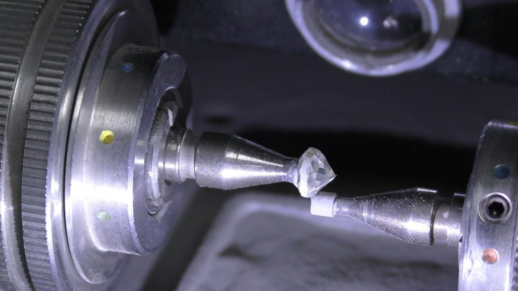 grinding a brilliant cut diamond