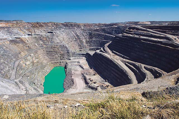 Venetia Diamond Mine is one of the biggest diamond mines
