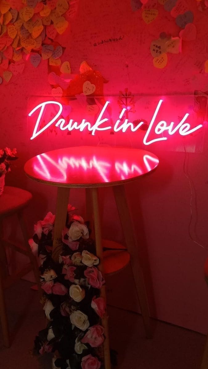 selicor neon sign drunk in love