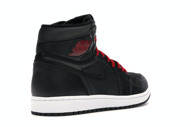 air jordan 1 black satin gym red