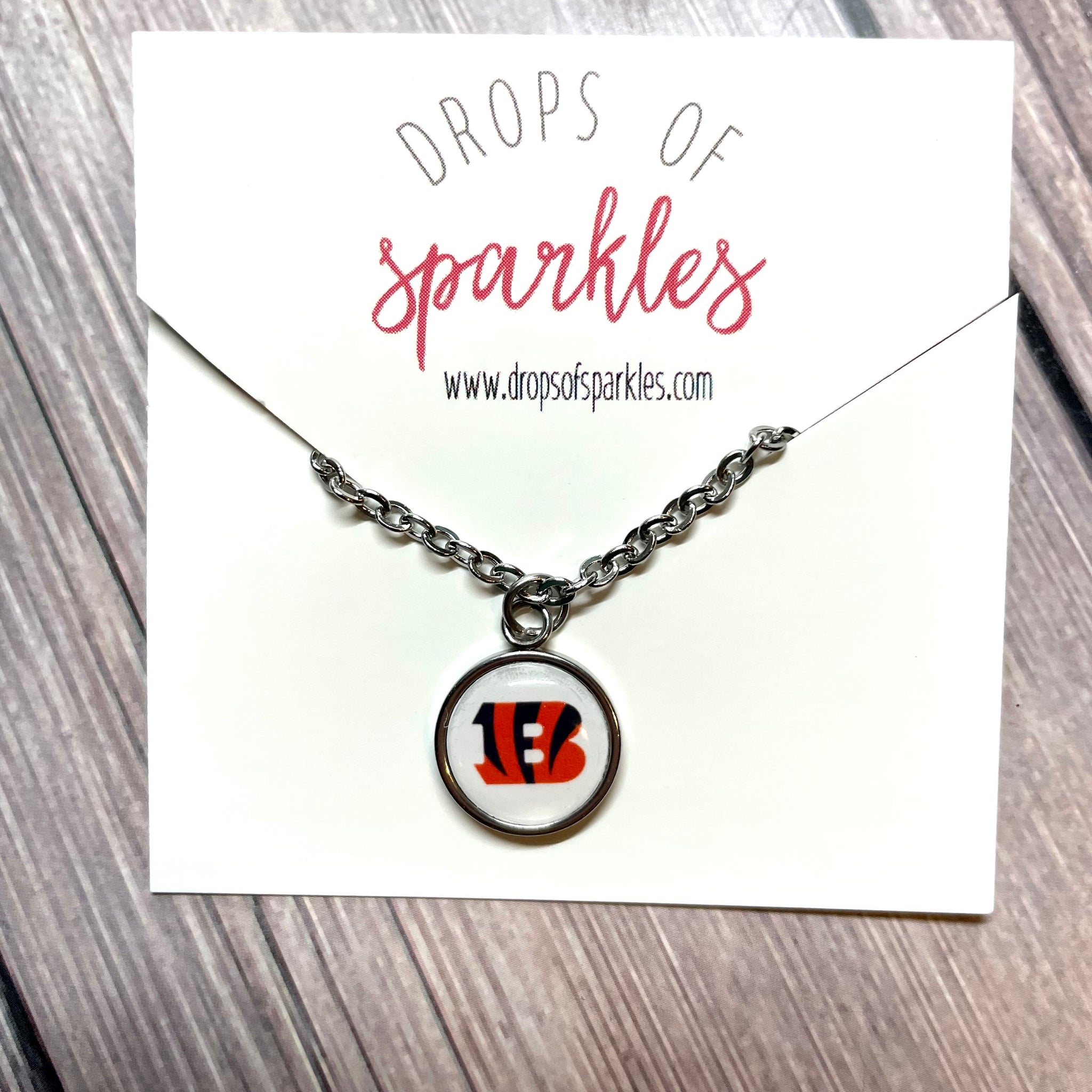 Cincinnati Bengals Ohio Love Dainty Charm Necklace (SILVER OR GOLD) - FENNO  FASHION, LLC