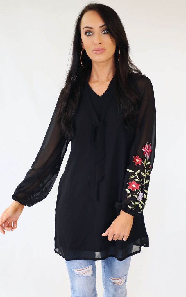 Women's Black Embroidered Floral Sleeve Tunic Top Dress - NEW with Labels!