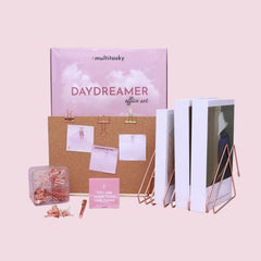 Daydreamer office set for staying motivated and productive 