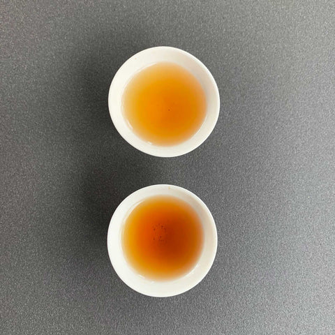 Comparing Dian Hong - Loose Leaf Tea vs Grinded