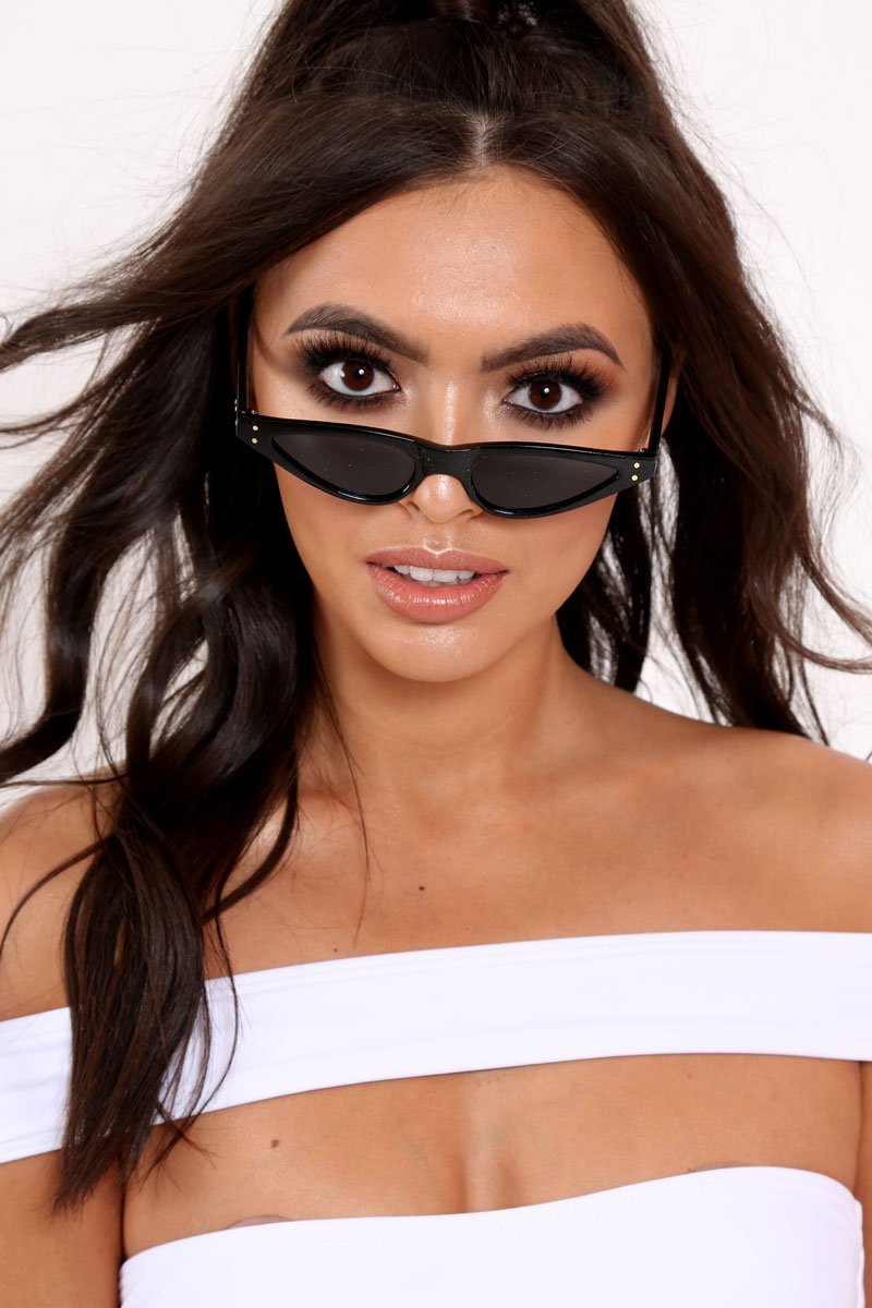 Black Extreme Cat Eye Sunglasses - Emersynn