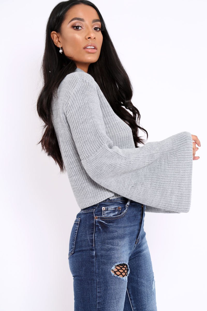 jumper with flared sleeves