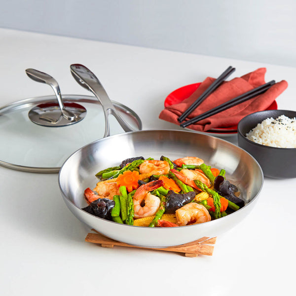 https://cdn.shopify.com/s/files/1/0445/9947/6391/products/tupperware-feb23-mastro-frypan-28cm-2a_600x.jpg?v=1677539171