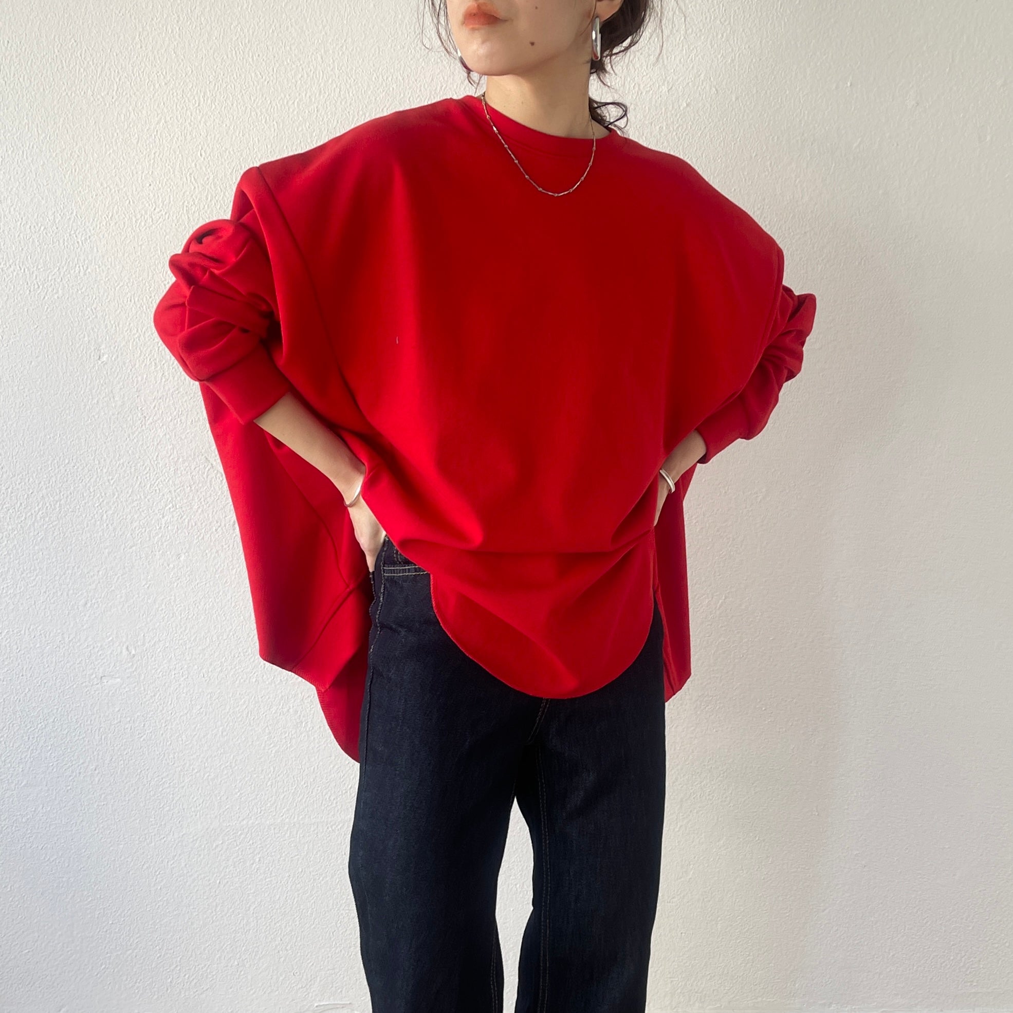 asymmetry design sweat / red | wee9s | ウィークス オフィシャル通販