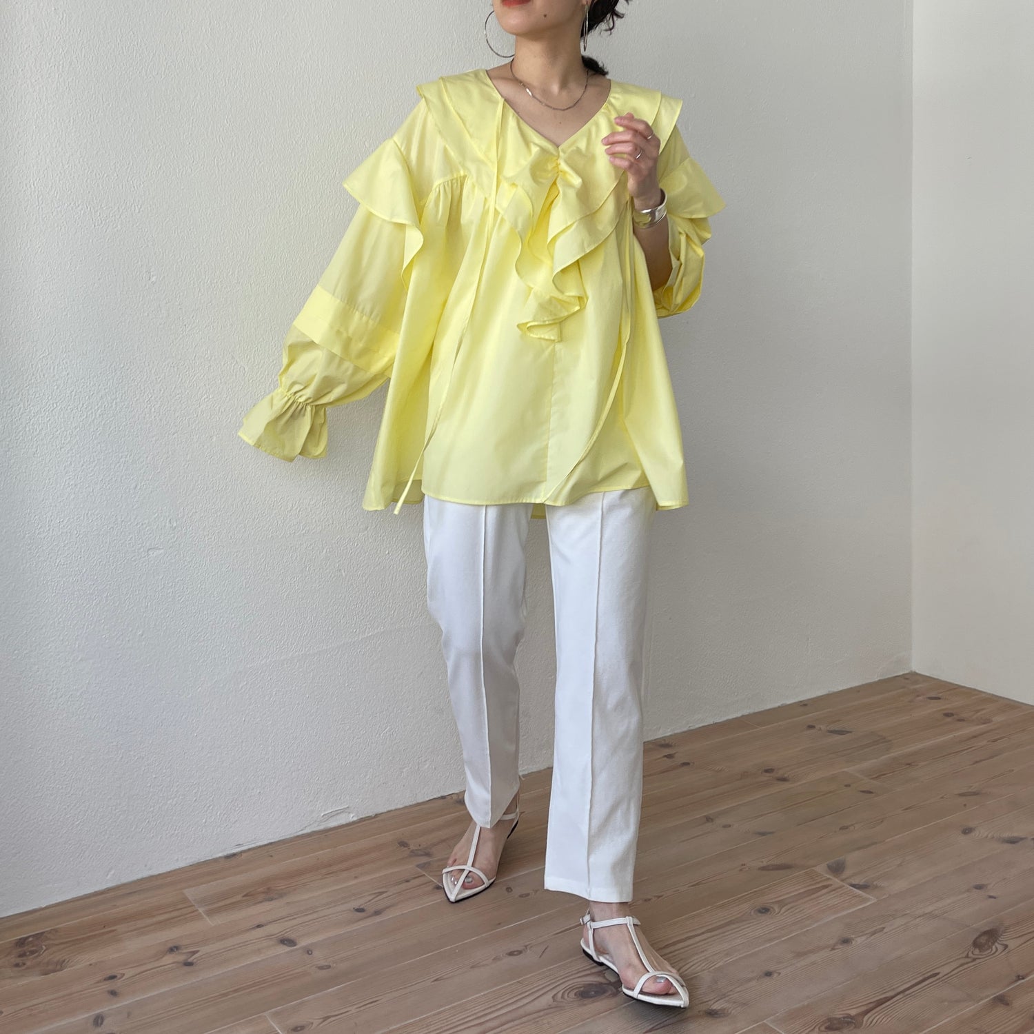 配送日指定可 wee9s☆big collar frill blouse ライトイエロー