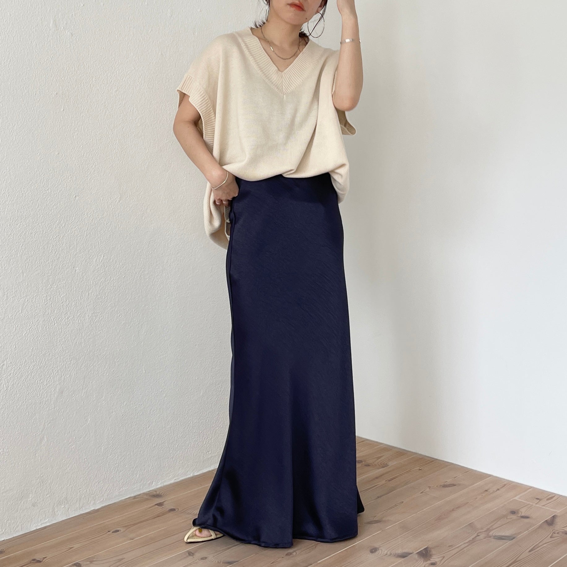 激安超特価2023ss MEER MAT SATIN RELAX PANTS メーア