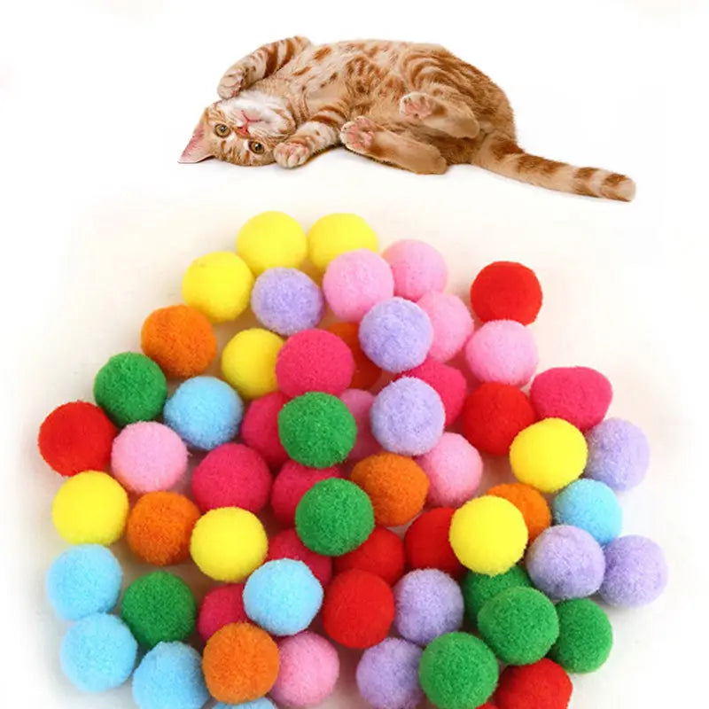 Boules en peluche pour chat