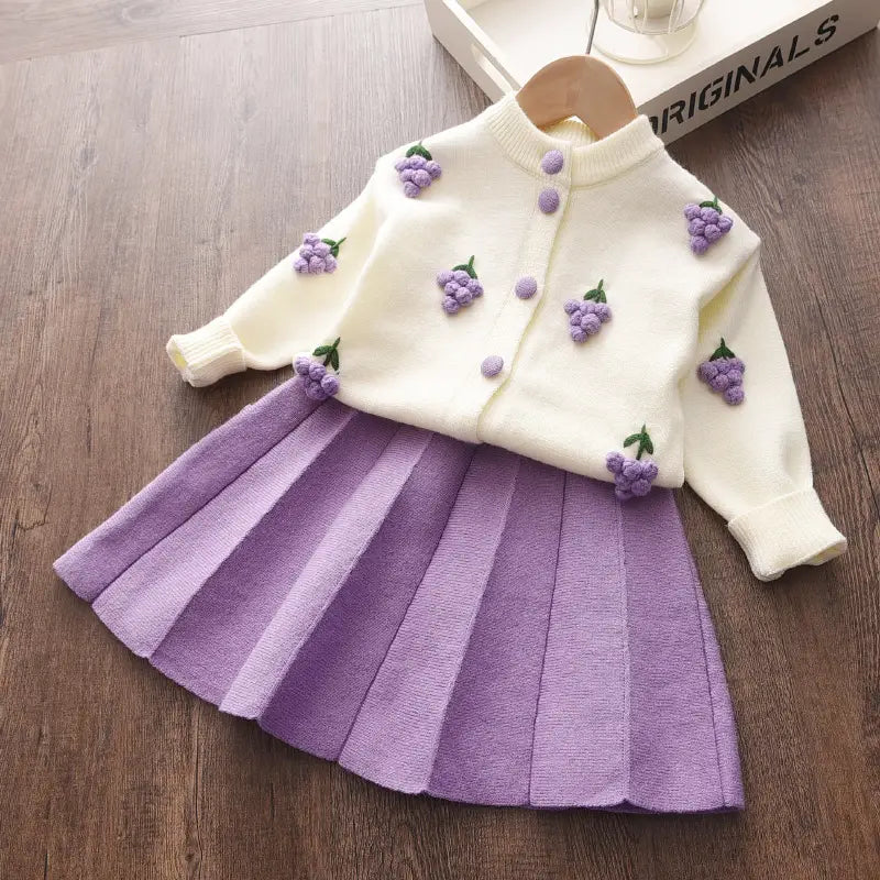 Ensemble tricoté doux pour petite Fille