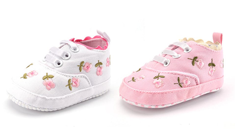 Chaussures brodée pour bébé fille