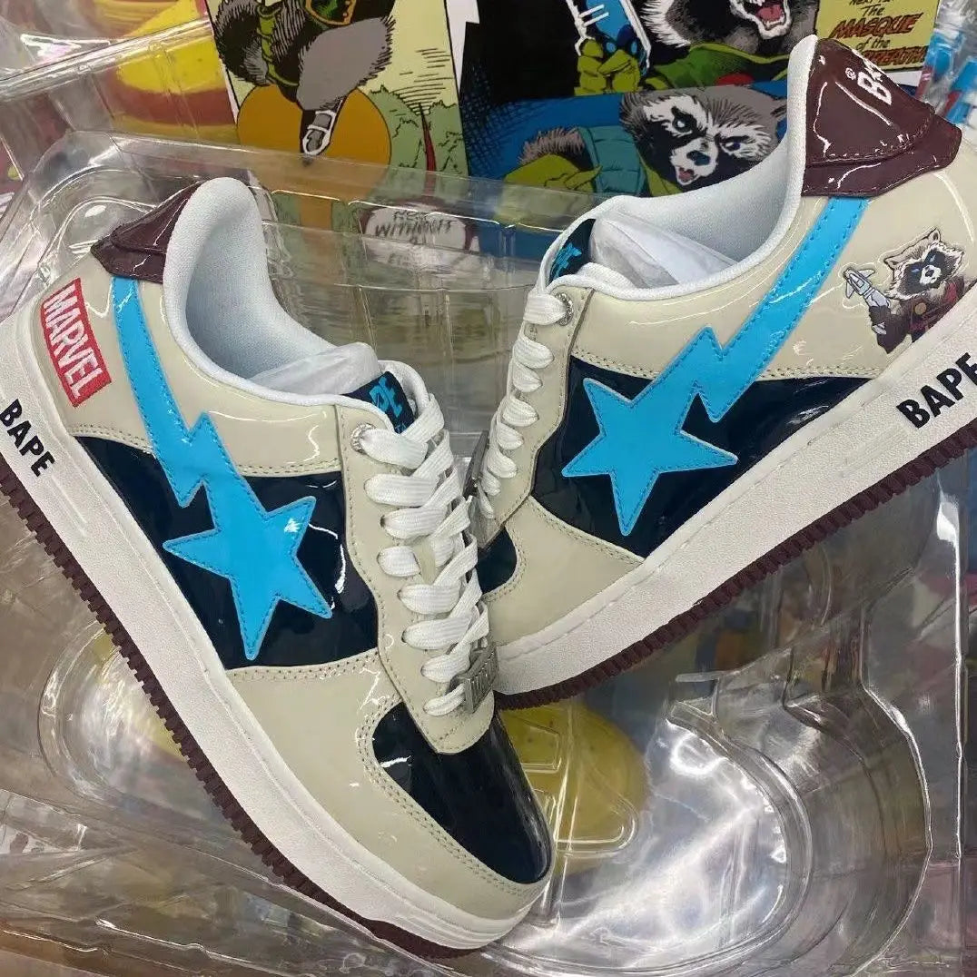 Chaussures Baskets BAPE STA X Marvel