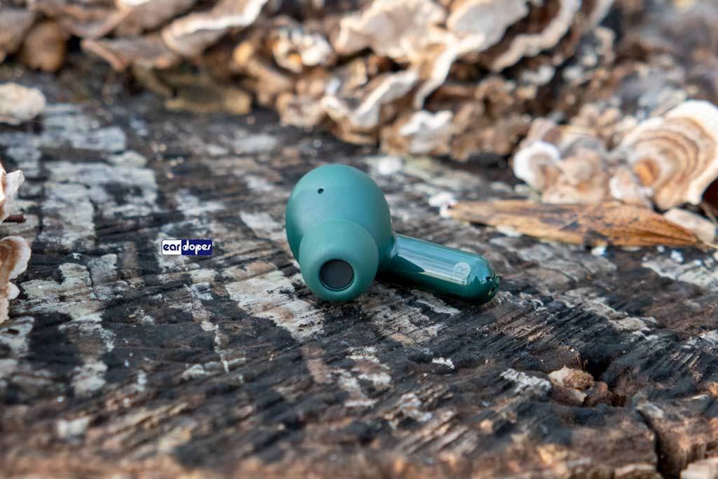 QCY T10 earbuds sound microphone earphones