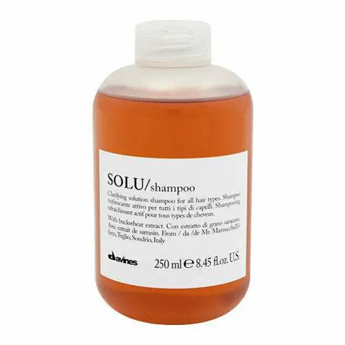 ESSENTIAL - Solu - Shampoo Stogryn Premier Wellness Resources