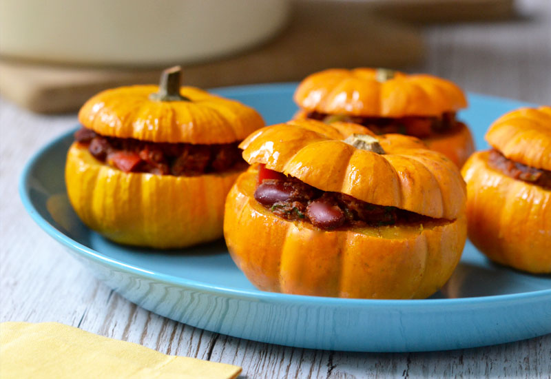 Cacao Veggie Chilli Stuffed Pumpkins