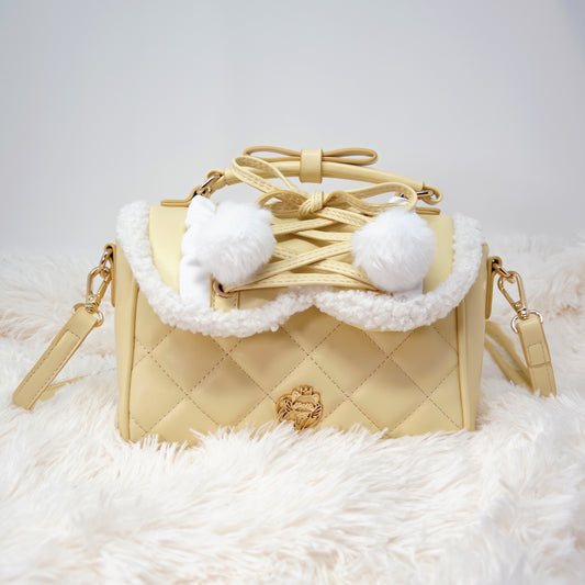 PRE-ORDER SWEETLY BUNNY HANDBAG (READ DESCRIPTION) – sweetly