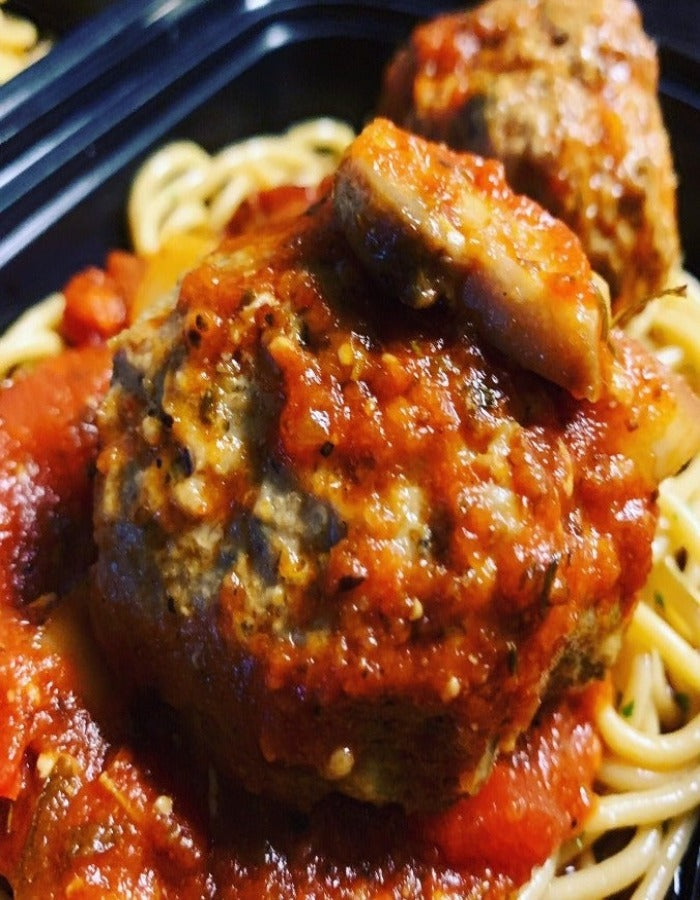 The Perfect Spaghetti and Meatballs “ Pan”!