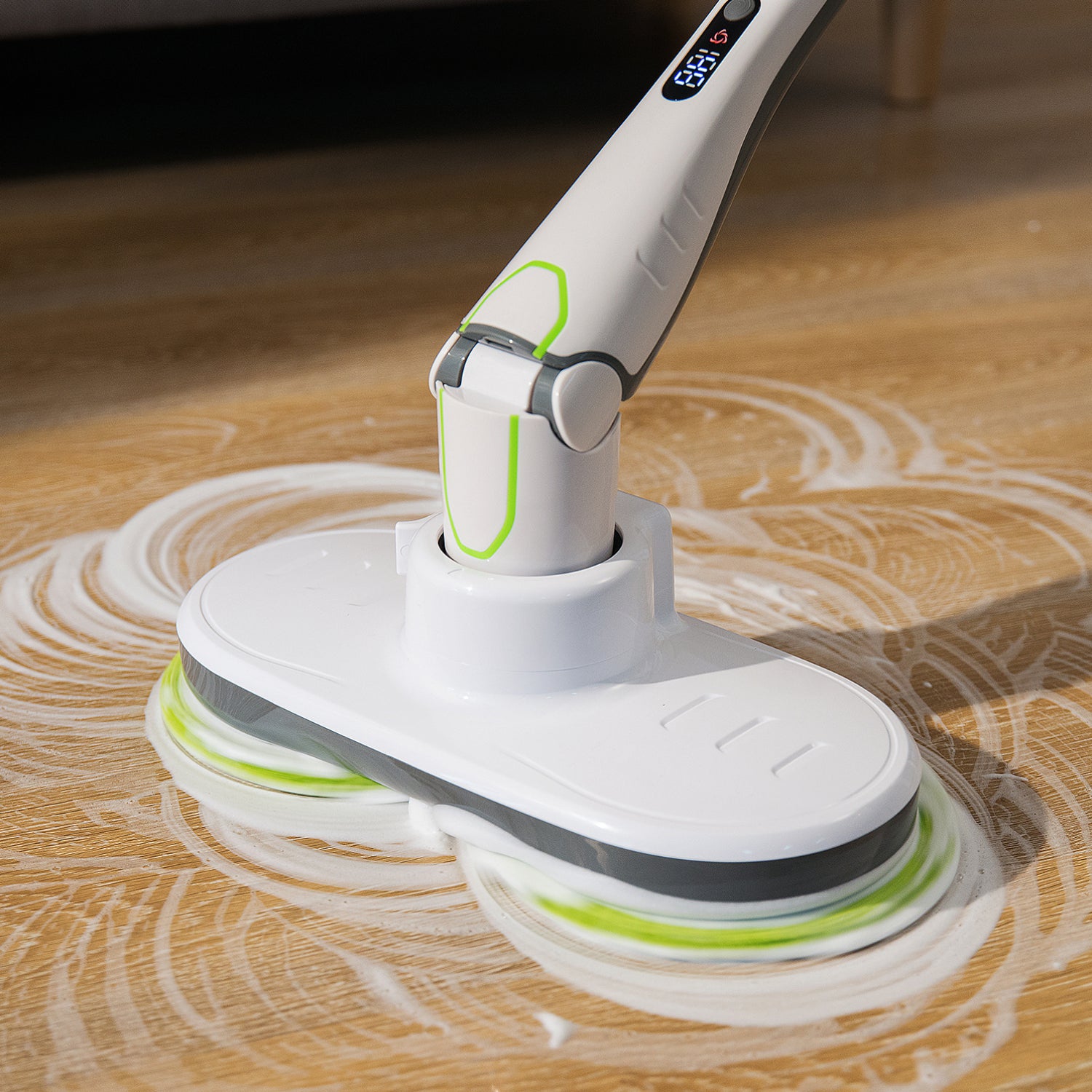 Goodpapa Multi Purpose Wireless Spin Mop Scrubber And Waxer Quiet And   Tuoba 07 1600x 