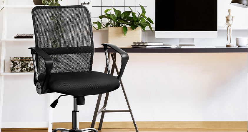 No more slouching or sweating with our Artiss Nash mid-back mesh office chair, which provides good ventilation and offers lumbar support.