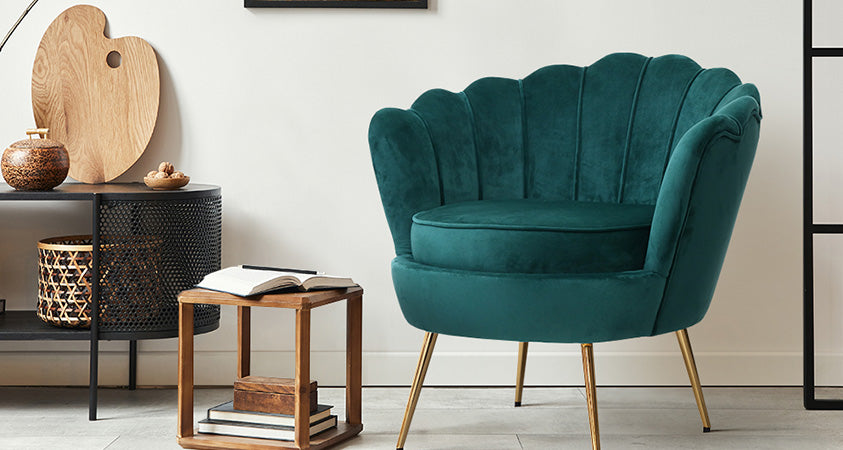 Our Artiss Callista contemporary round armchair is a piece of accent furniture that adds a pop of colour to create visual interest in this neutral-themed room.