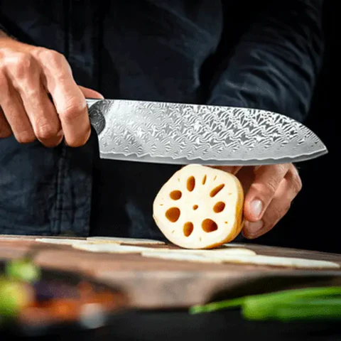Comment utiliser un couteau Santoku ?