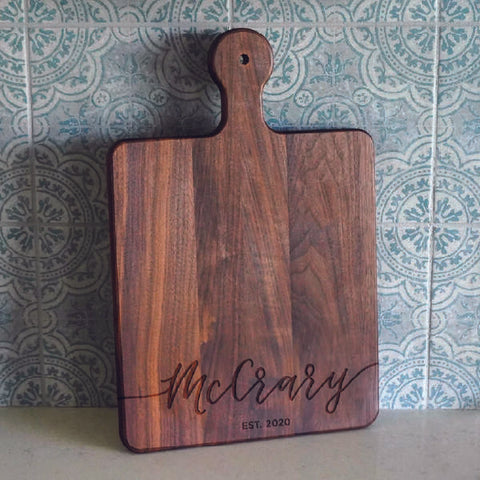 Custom cutting board - bridal shower gift 👰🚿