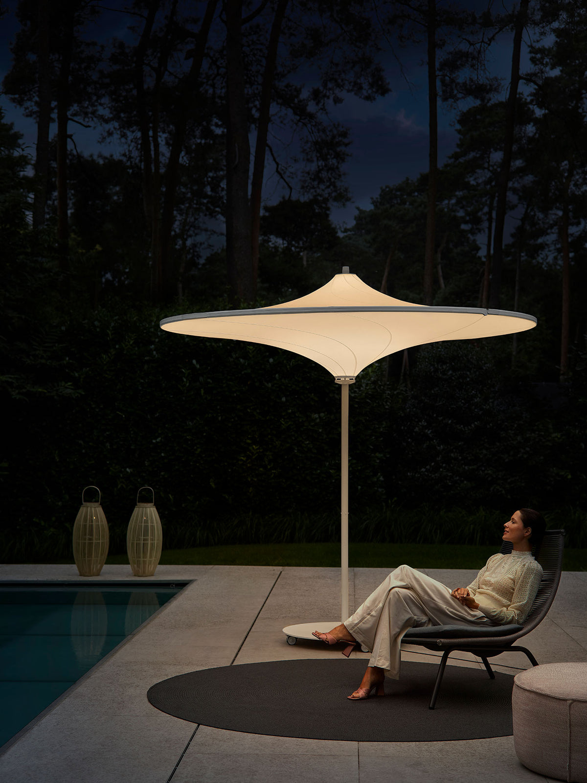 Outdoor lamp