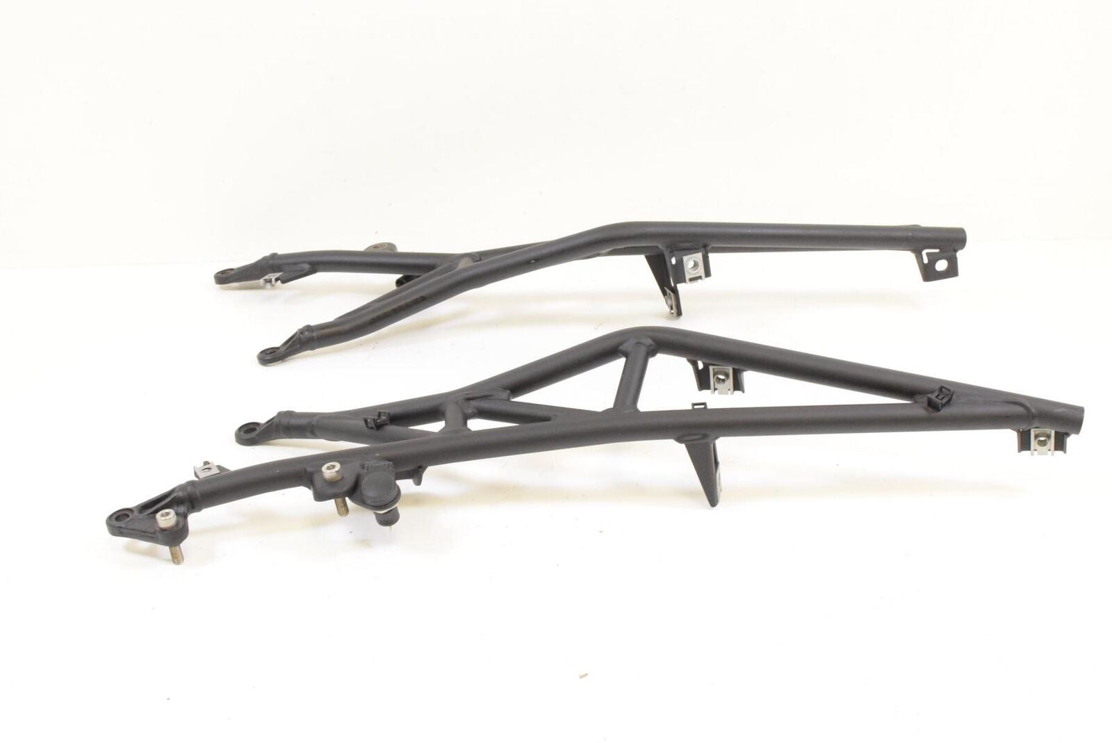 2012 Ducati Multistrada 1200 S Rear Subframe Sub Frame SET 47110141CA