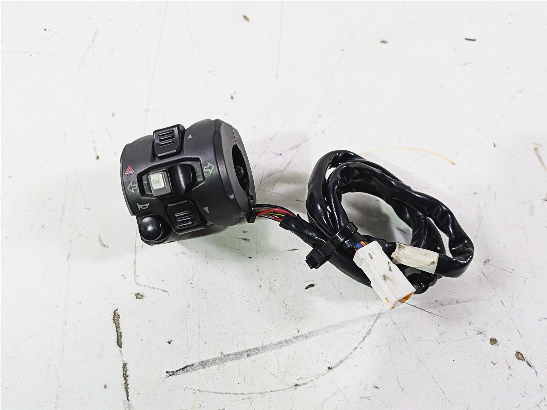 2015 Ducati Panigale 1299 S Left Hand Light Control Switch 65110132A