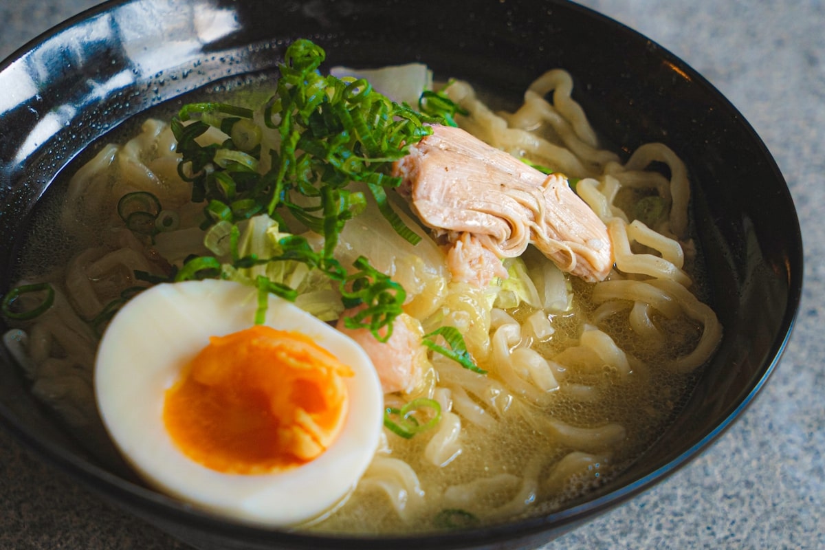 濃厚 鶏白湯ラーメン