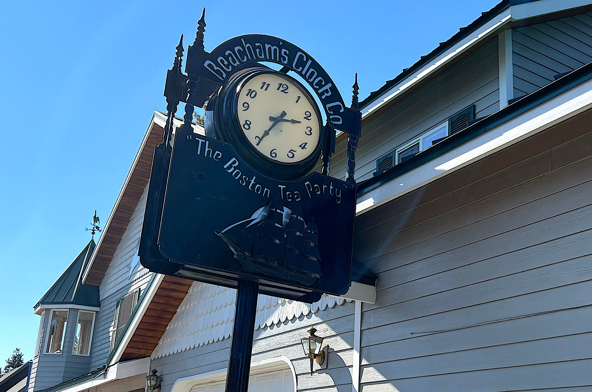 Beacham’s Clock Company in Sisters, Oregon